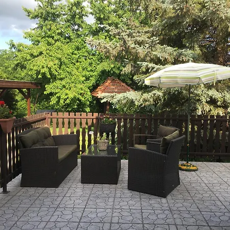 Levendula Vendeghaz Guest house Borsodivanka
